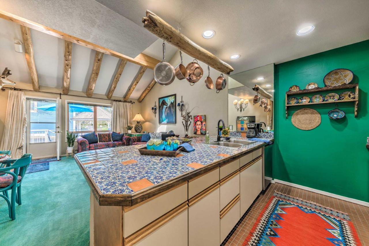 Eclectic Home With Deck 4 Miles To Ski Cloudcroft! エクステリア 写真